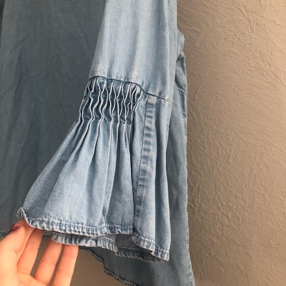 J.Jill light denim blouse with ruffled sleeves lg. - Picture 2 of 6